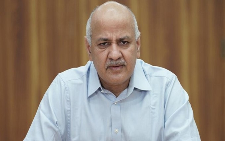 SC issues notice on petitions filed by AAP leader & former Delhi Deputy CM Manish Sisodia seeking bail in cases registered by CBI & ED