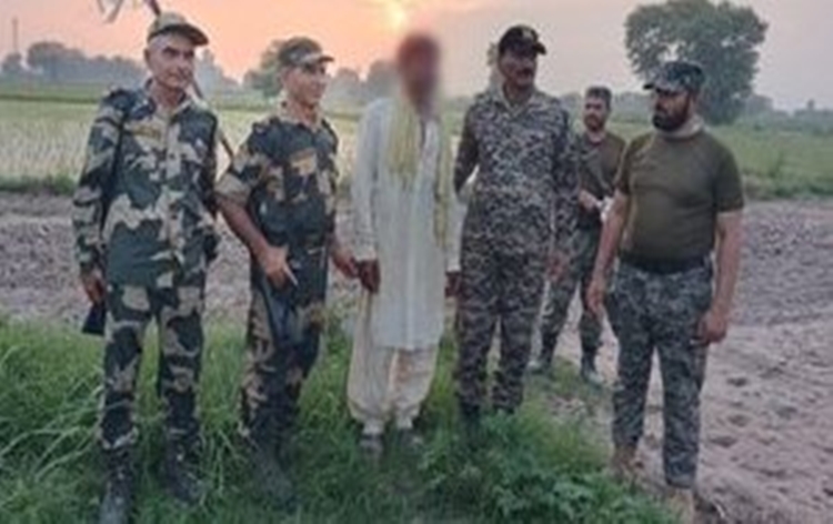 BSF troops apprehend Pakistani national ahead of International Border in area falling under Amritsar district of Gurdaspur