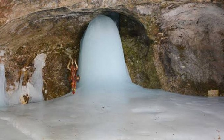 J&K: LG Manoj Sinha dedicates 28th edition of ‘Awaam Ki Awaaz’, to local people & all stakeholders engaged with ongoing holy pilgrimage of Amarnath Yatra