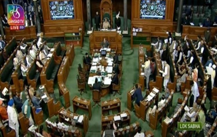 Over Rs 4,900 crore lying in inoperative accounts of EPF Scheme as of 31st March: Govt replies in LS