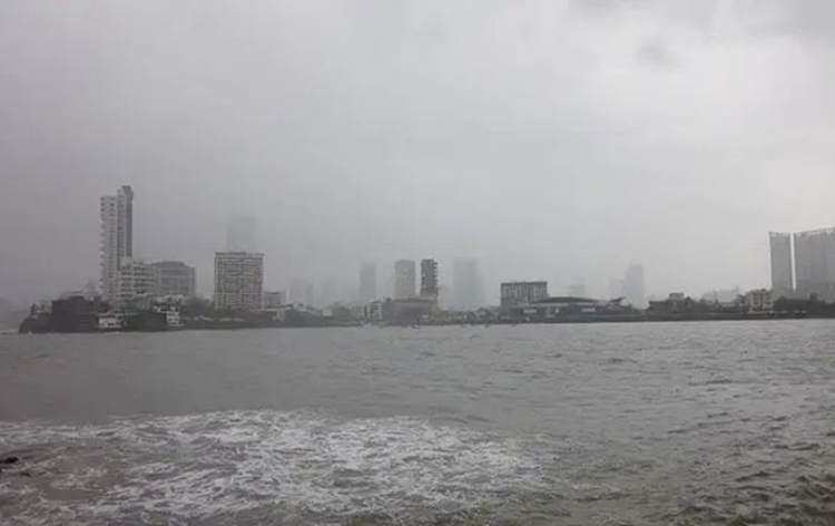 IMD issued orange alert for Mumbai and adjoining districts Palghar, Thane and Raigad