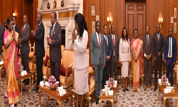 Parliamentary Delegation from Malawi calls on President Droupadi Murmu