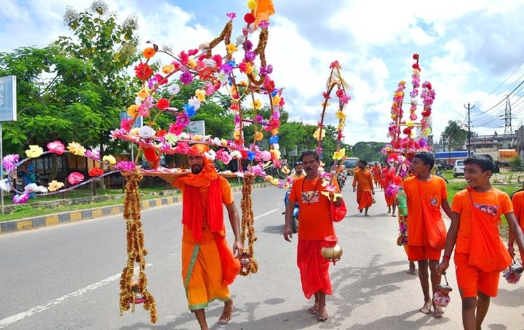 Twelve day annual Kanwar Yatra begins in different parts of country