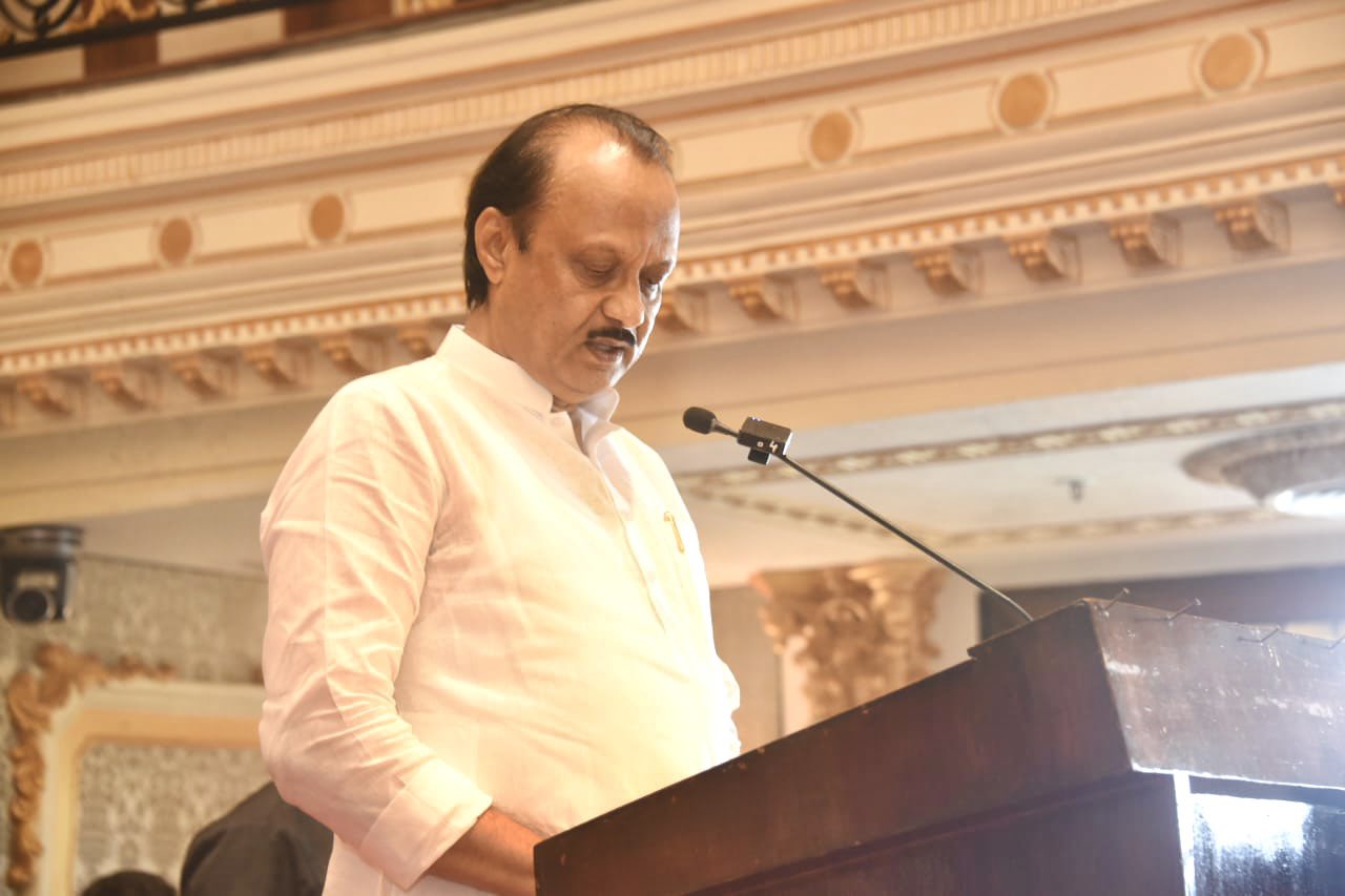 Maharashtra: Deputy CM Ajit Pawar requests Sharad Pawar to consider retirement and guide younger generation