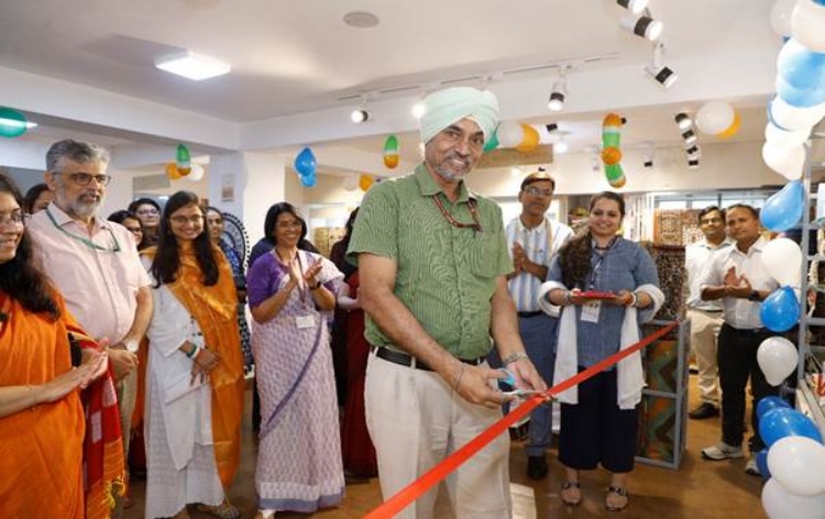 DPIIT, Rural Development Ministry jointly launch 'One District One Product' Wall at SARAS Ajeevika Store