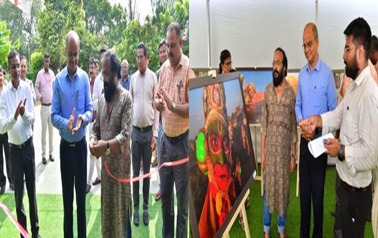 New Delhi: Festivals and Fairs Exhibition under Mela Moments begins at Amrit Udhyan, Rashtrpati Bhawan