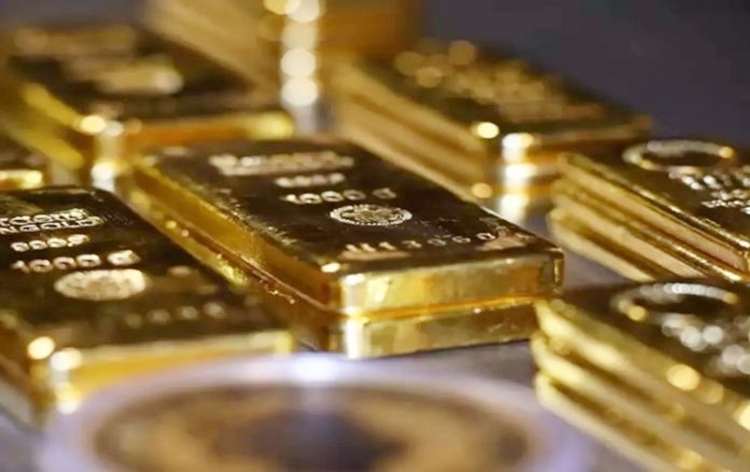 Gold prices rise by three rupees, trades at Rs 58,378/ 10 gram