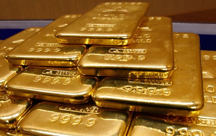 Gold price falls Rs 260 to trade at Rs 58,175/10 grams