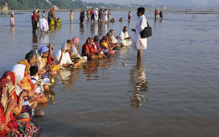 बिहार में विश्‍वविख्‍यात पितृपक्ष मेला आज गया शहर में शुरू