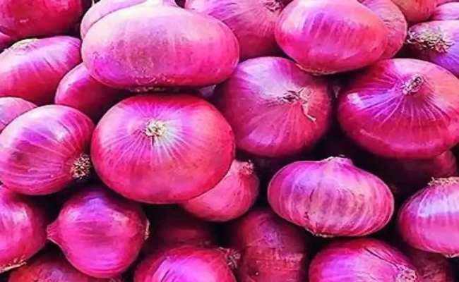 Centre extends export ban on onion till further orders