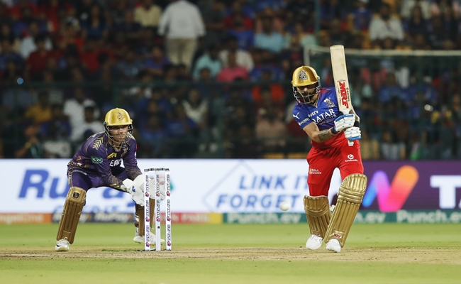 IPL: Royal Challengers Bangalore set target of 183 runs against Kolkata Knight Riders in Bengaluru