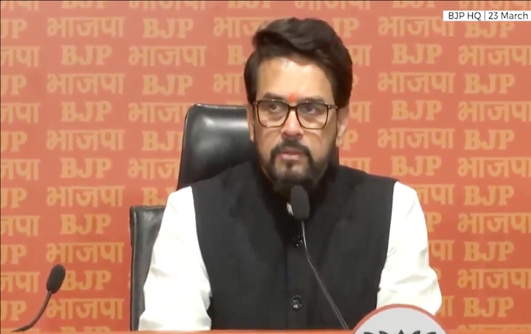 भारतीय जनता पार्टी के नेता अनुराग सिंह ठाकुर ने आबकारी नीति घोटाला मामले में दिल्‍ली के मुख्‍यमंत्री अरिवन्‍द केजरीवाल पर मुख्‍य साजिशकर्ता होने का आरोप लगाया
