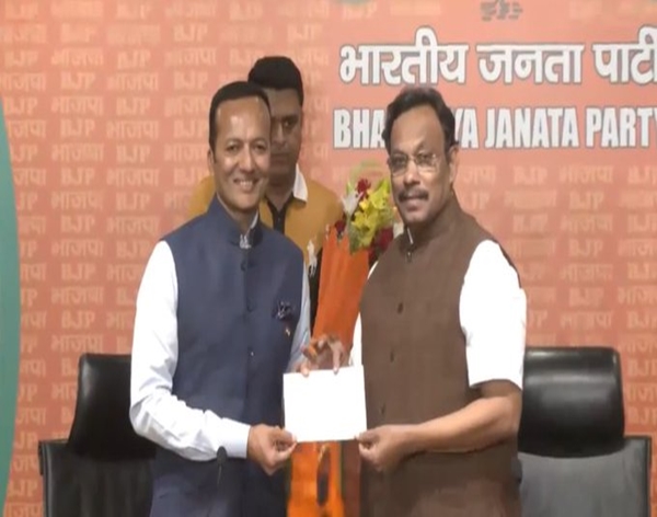 Senior Congress leader Naveen Jindal and independent MLA from Haryana, Ranjit Singh Chautala, joined the BJP