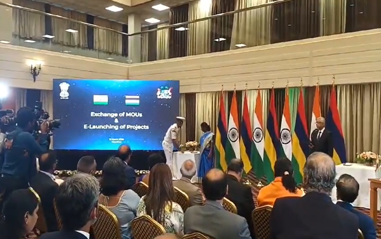 Prez Murmu and PM of Mauritius jointly e-inaugurateds14 small Development India-assisted Projects