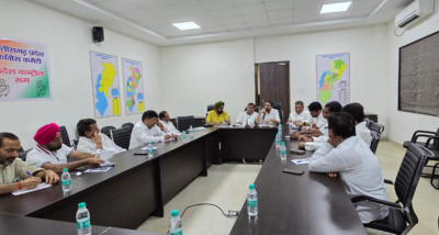छत्तीसगढ़ कांग्रेस कमेटी के अध्यक्ष दीपक बैज ने बालोद में कांग्रेस का घोषणा पत्र जारी किया
