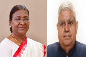 राष्ट्रपति द्रौपदी मुर्मु और उपराष्ट्रपति जगदीप धनखड़ ने ओडिशा के झारसुगुड़ा जिले में महानदी में नाव दुर्घटना पर दुख व्यक्त किया