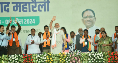 भाजपा के वरिष्ठ नेता और प्रधानमंत्री नरेंद्र मोदी ने कहा — देश के हर आदिवासी परिवार का जीवन बेहतर बनाना ही मोदी की गारंटी है