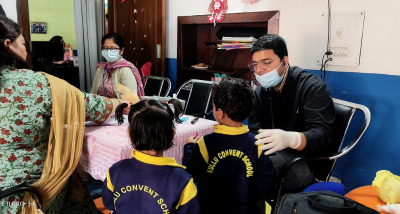 कुल्लू कान्वेंट स्कूल में राष्ट्रीय बाल स्वास्थ्य कार्यक्रम के तहत जाँच शिविर का आयोजन किया गया