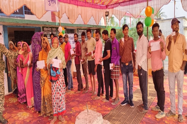 Madhya Pradesh: Polling begins on 6 Lok Sabha seats in 2nd phase