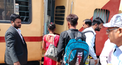 ग्रीष्मकाल के दौरान रेल यात्रियों की सुविधाओं को ध्यान में रखते हुए रेलवे ने अहमदाबाद-पुरी-पालधी के बीच एक अतिरिक्त फेरे के लिए समर स्पेशल ट्रेन की सुविधा प्रदान की