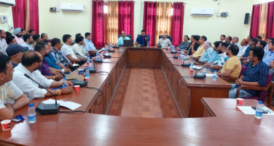जिला निर्वाचन अधिकारी जतिन लाल ने घर से मतदान का विकल्प चुनने वाले मतदाताओं की मतदान प्रक्रिया संपन्न कराने के लिए निर्वाचन आयोग के प्रोटोकॉल का पूरा पालन सुनिश्चित बनाने के निर्देश दिए