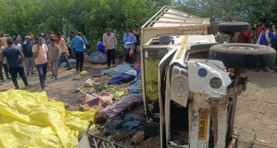 छत्तीसगढ़ के कबीरधाम जिले में हुई सड़क दुर्घटना में 19 लोगों की मौत