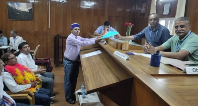 संसदीय क्षेत्र 3-हमीरपुर के लिए 5 प्रत्याशियों ने नामांकन पत्र दाखिल किए