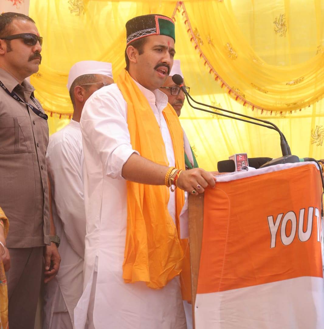 पूर्व मुख्यमंत्री जयराम ठाकुर क्षेत्रवाद की राजनीति करते हैंः मंत्री विक्रमादित्य सिंह