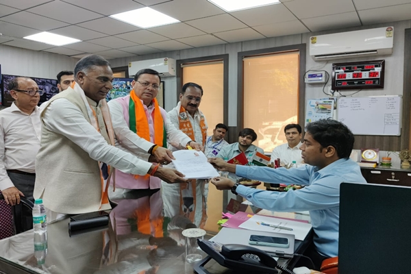 BJP Candidate from South Delhi Lok Sabha Constituency, Ramvir Singh Bidhuri files his nomination papers