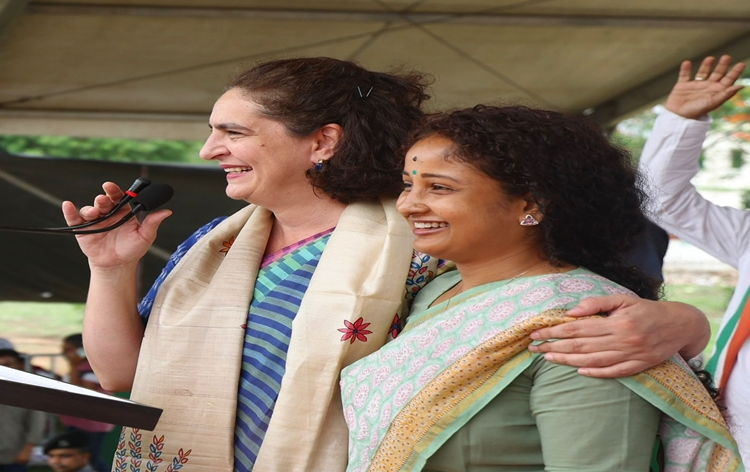 Jharkhand: Priyanka Gandhi Vadra addresses Nyay Sankalp rally in Godda