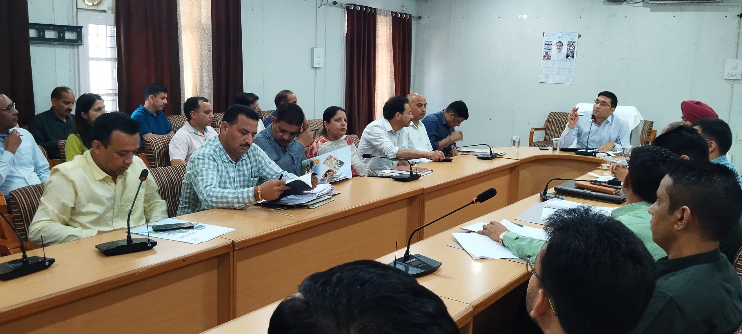 अनुरोध-पत्र के साथ कार्य-योजना प्रेषित करें सभी ज़िला अधिकारीः उपायुक्त मुकेश रेपसवाल