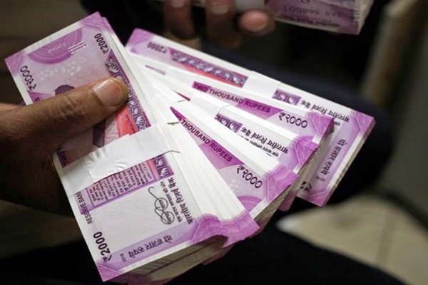 Total value of Rs 2000 banknotes in circulation declines to Rs 7,755 Cr as on May 19: RBI