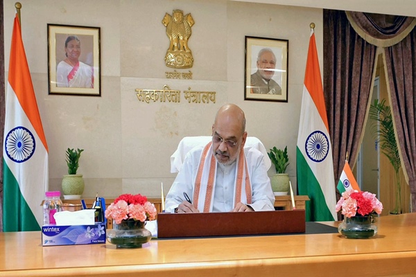 जम्‍मू-कश्‍मीर की सुरक्षा व्‍यवस्‍था और अमरनाथ यात्रा की तैयारियों की समीक्षा के लिए नई दिल्‍ली में उच्‍च स्‍तरीय बैठक