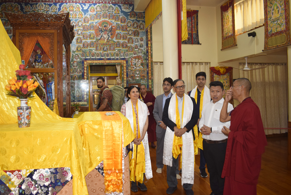 वित्तायोग के अध्यक्ष अध्यक्ष डॉ. अरविन्द पनगढ़िया मंगलवार को धर्मशाला में विजिट किया