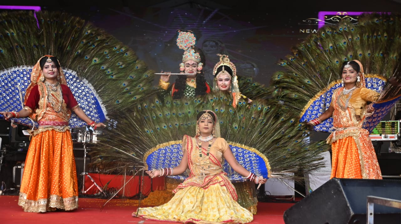 अंतर्राष्ट्रीय ग्रीष्मोत्सव शिमला 2024 की तीसरी सांस्कृतिक संध्या में उपस्थित हुए उप मुख्यमंत्री मुकेश अग्निहोत्री
