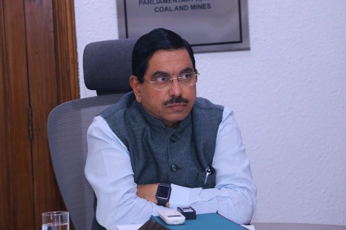पुष्‍पक का सफ़लतम-परीक्षण अंतरिक्ष अन्‍वेषण के क्षेत्र में भारत को नई ऊंचाइयों पर ले जाएगाः प्रह्लाद जोशी