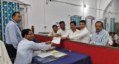 छिंदवाड़ा: अमरवाड़ा विधानसभा उपचुनाव के लिए धीरन शाह इनवाती ने कांग्रेस प्रत्याशी के रूप में नामांकन पत्र दाखिल किया