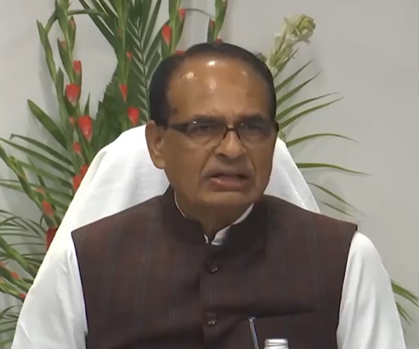 ৯ কোটি ৩ লাখ খেতিয়কৰ একাউণ্টলৈ প্ৰায় ২০০০০ কোটি টকা হস্তান্তৰ কৰা হ’ব : মন্ত্ৰী শিৱৰাজ সিং চৌহান
