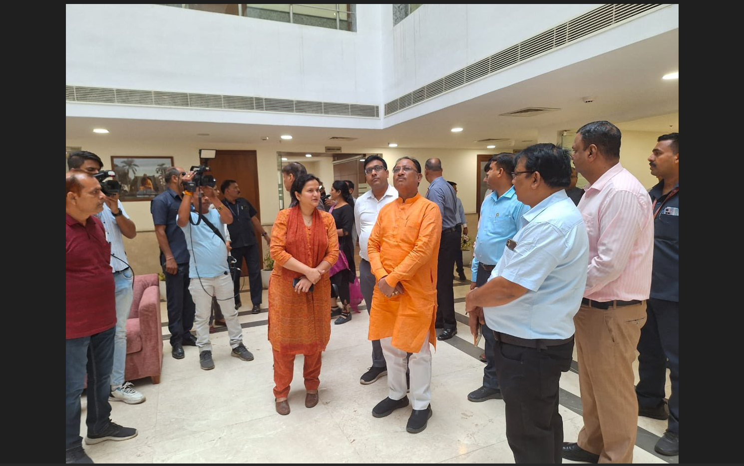 मुख्यमंत्री विष्णुदेव साय ने नई दिल्ली के द्वारका स्थित ट्राइबल यूथ हॉस्टल का दौरा किया