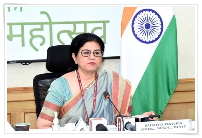 কৰ্মচাৰী ভৱিষ্য নিধি সংস্থাৰ সংস্কাৰ সম্পৰ্কীয় পর্যালোচনা বৈঠকত শ্রম সচিব সুমিত্ৰা দাওৰাৰ অধ্যক্ষতা