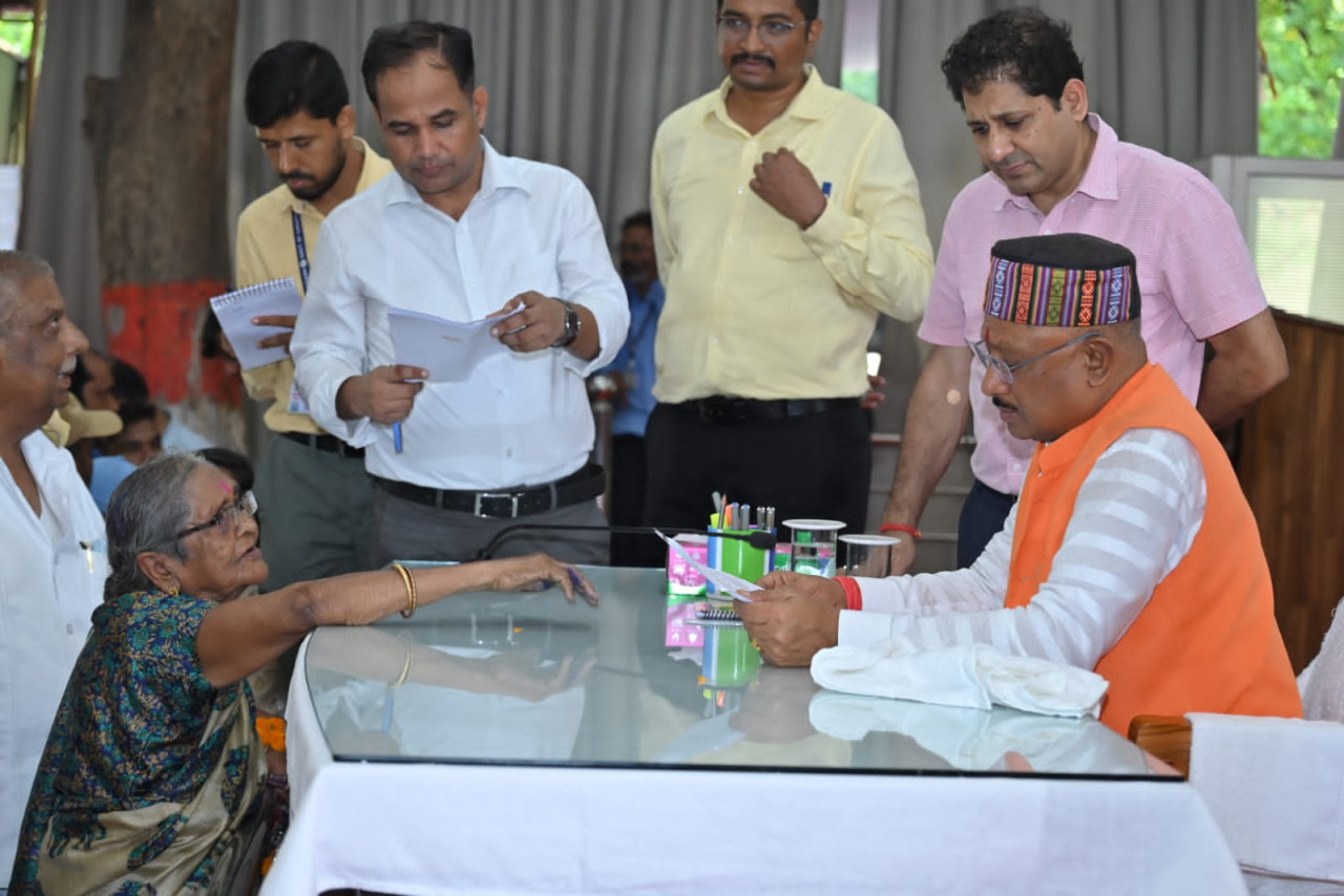 मुख्यमंत्री विष्णुदेव साय ने से ‘‘जनदर्शन’’ कार्यक्रम शुरू किया