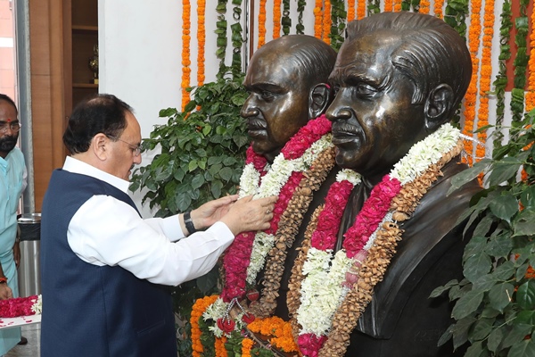 Union Minister & BJP national president JP Nadda pays floral tribute to Dr Shyama Prasad Mukherjee