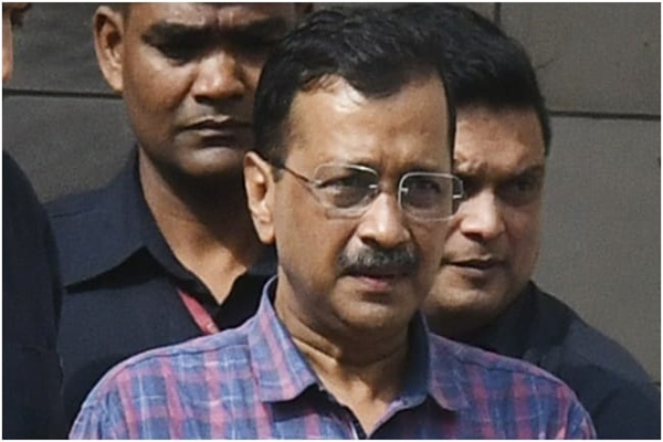 दिल्ली की एक अदालत ने मुख्यमंत्री अरविंद केजरीवाल को तीन दिन की सीबीआई हिरासत में भेजा