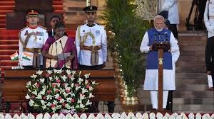 राष्ट्रपति द्रौपदी मुर्मु ने मोदी और नई मंत्री परिषद के 71 सदस्यों को पद और गोपनीयता की शपथ दिलाई