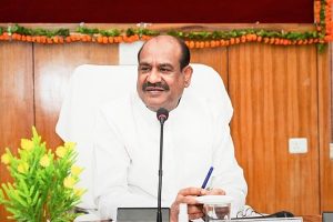 भारतीय संविधान की भावनासभी नागरिकों के साथ समान व्‍यवहार करने, समान अवसर उपलब्‍ध कराने और प्रगति की मुख्‍यधारा में समाज के वंचित तथा पिछडे वर्गो को सम्मिलित करने की है- लोकसभा अध्‍यक्ष ओम बिरला