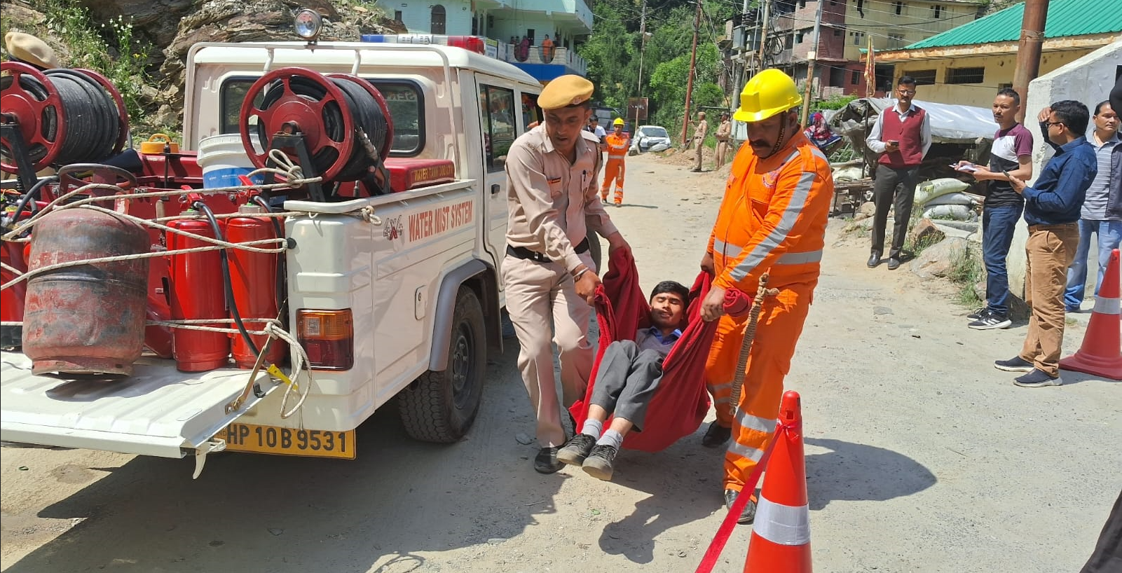 बाढ़, भारी भू स्खलन जैसी आपदाओं से निपटने को लेकर चंबा जिला में आठवी राज्य स्तरीय मेगा माक एक्सरसाइज का आआयोजन