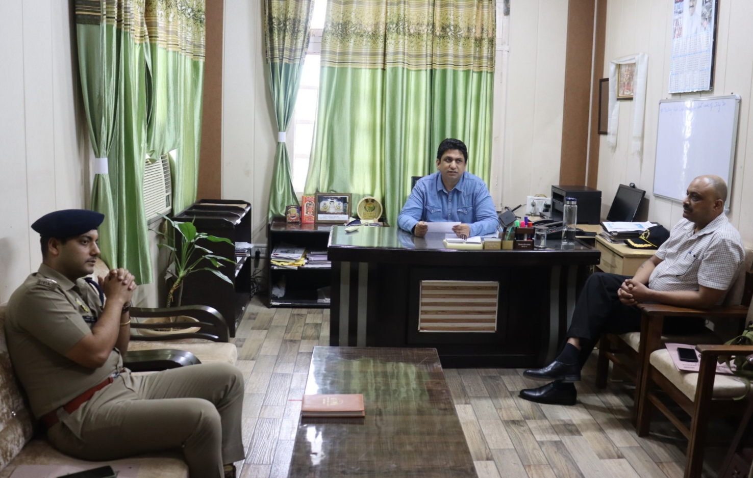 कारगिल विजय दिवस के उपलक्ष पर आयोजित होने वाले कार्यक्रम के सफल आयोजन के लिए बैठक