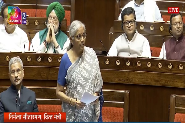 सरकार सबका साथ, सबका विकास, सबका विश्वास, सबका प्रयास के आदर्श वाक्य में विश्वास करती है- वित्तमंत्री निर्मला सीतारामन