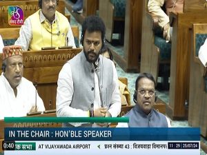 علاقائی فضائی کنکٹی وٹی اسکیم اُڑان کے تحت بھارت کے فضائی نیٹ ورک میں 2014 میں 74 ہوائی اڈّوں سے آج 160 ہوائی اڈّوں کی نمایاں توسیع ہوئی ہے۔