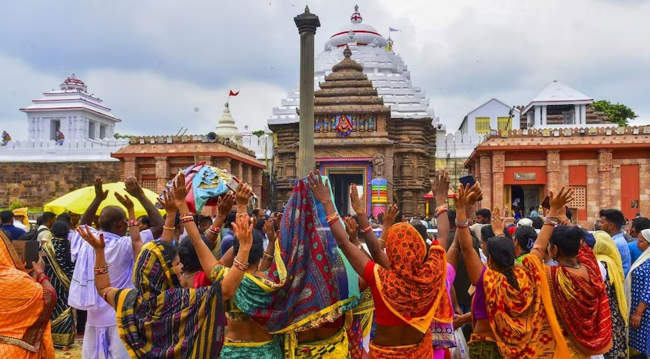 ‘सुना बेशा’ उत्सवानिमित्त जगन्नाथ पुरीत लाखो भाविकांचा ओघ